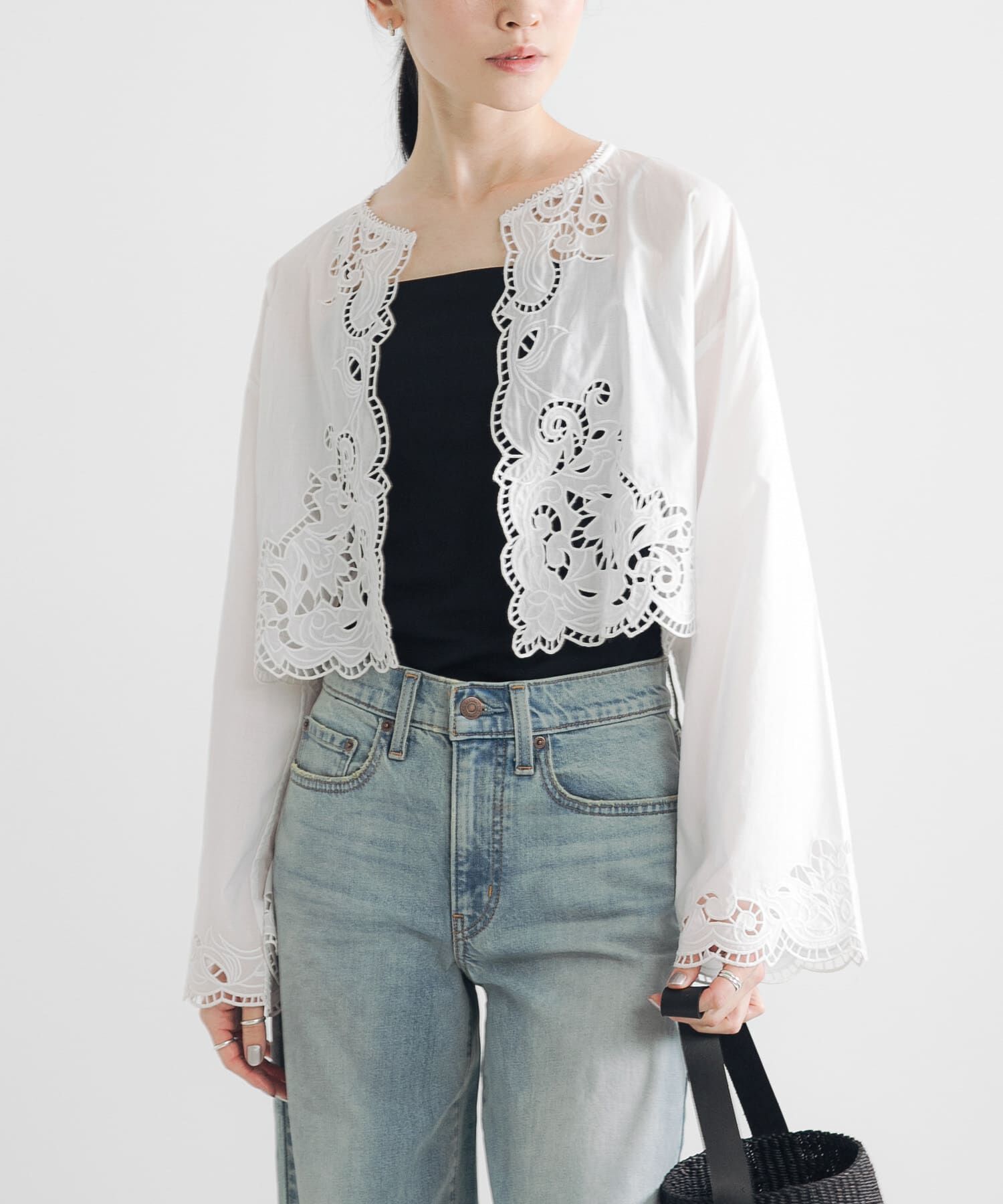 URBAN RESEARCH「カットワークレース刺繍ブラウス」|シャツ・ブラウス|オフホワイト