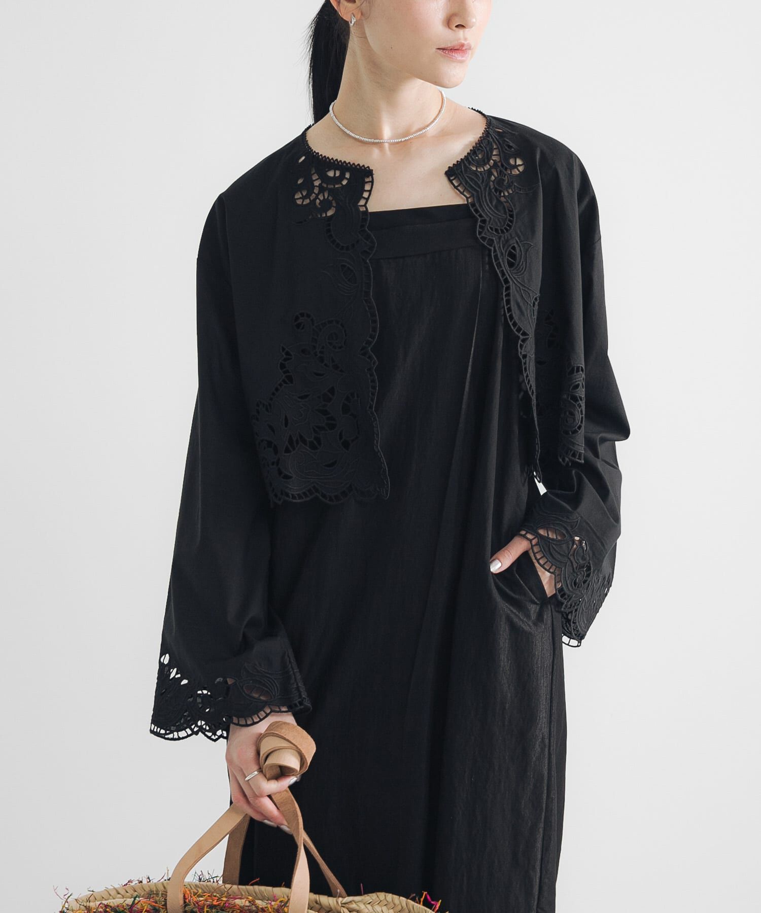 URBAN RESEARCH「カットワークレース刺繍ブラウス」|シャツ・ブラウス|