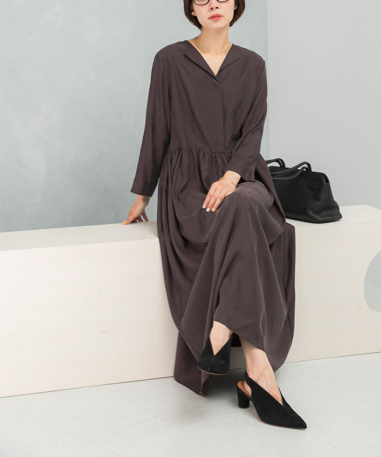 URBAN RESEARCH ROSSO「キュプラ混フィブリルギャザーワンピース」|ワンピース|ブラウン系その他