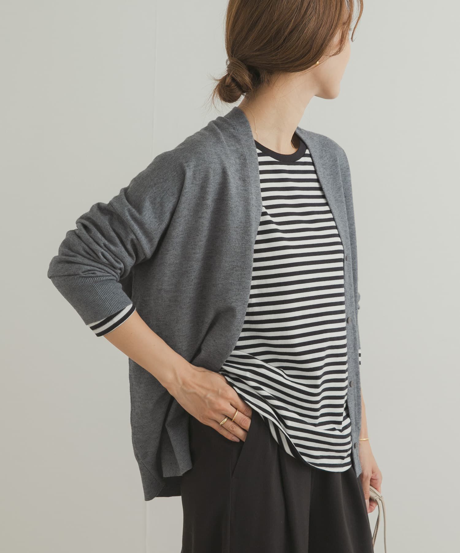 URBAN RESEARCH DOORS「Vネックソフトニットカーディガン」|ニット・セーター|