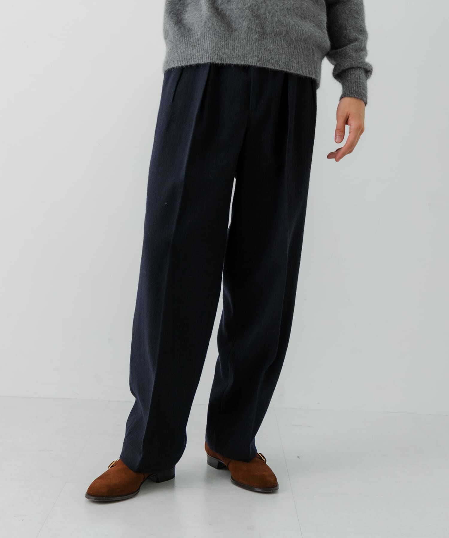 URBAN RESEARCH「new basic　DRY WOOL SLACKS PANTS」|その他|ネイビー