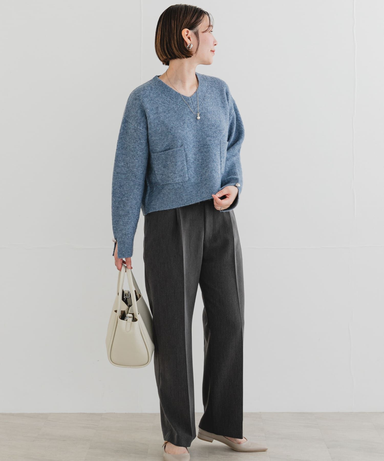 URBAN RESEARCH ROSSO「F by ROSSO　Vネック釦デザインニット」|ニット・セーター|