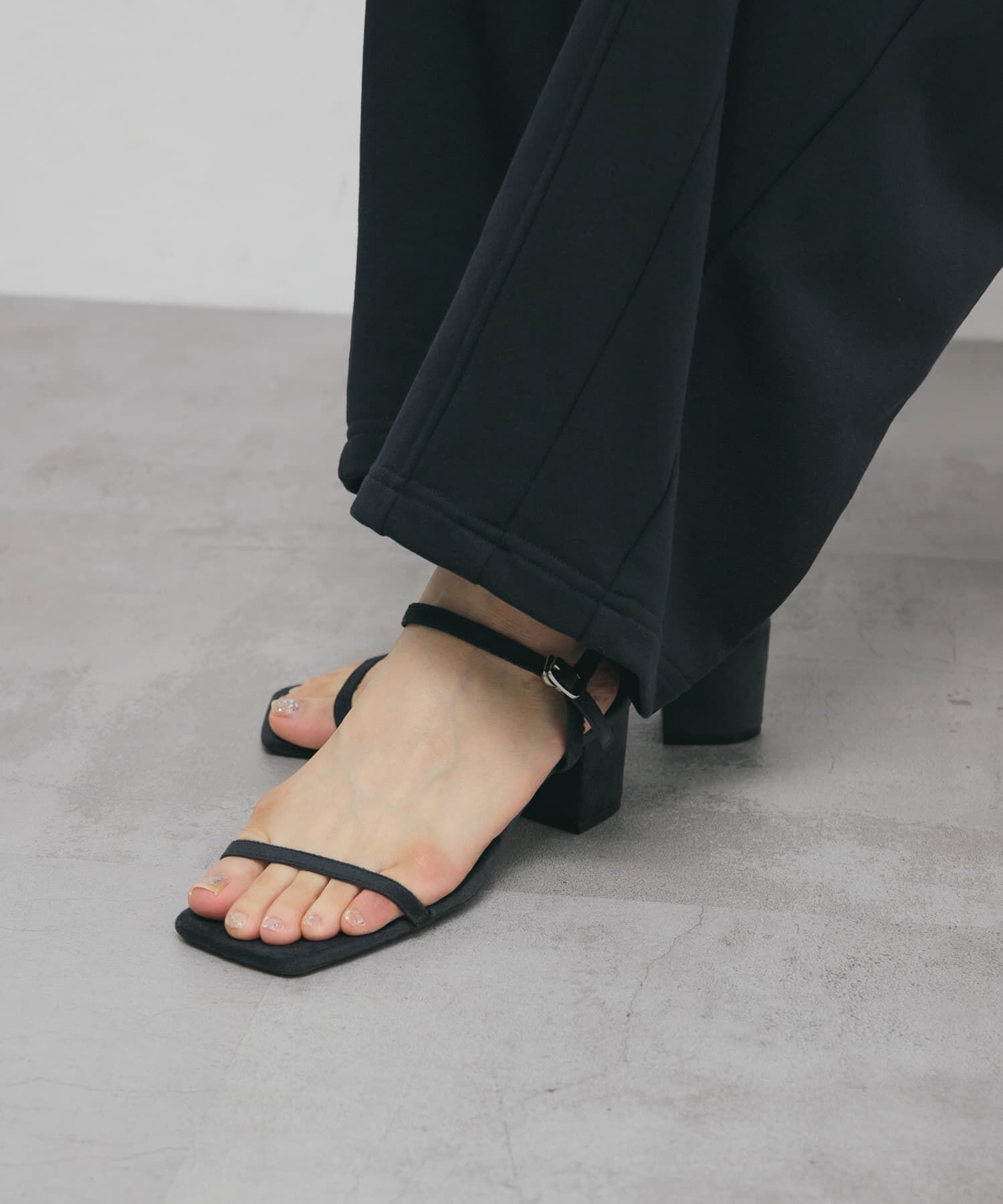  「スリムストラップサンダル」|サンダル|