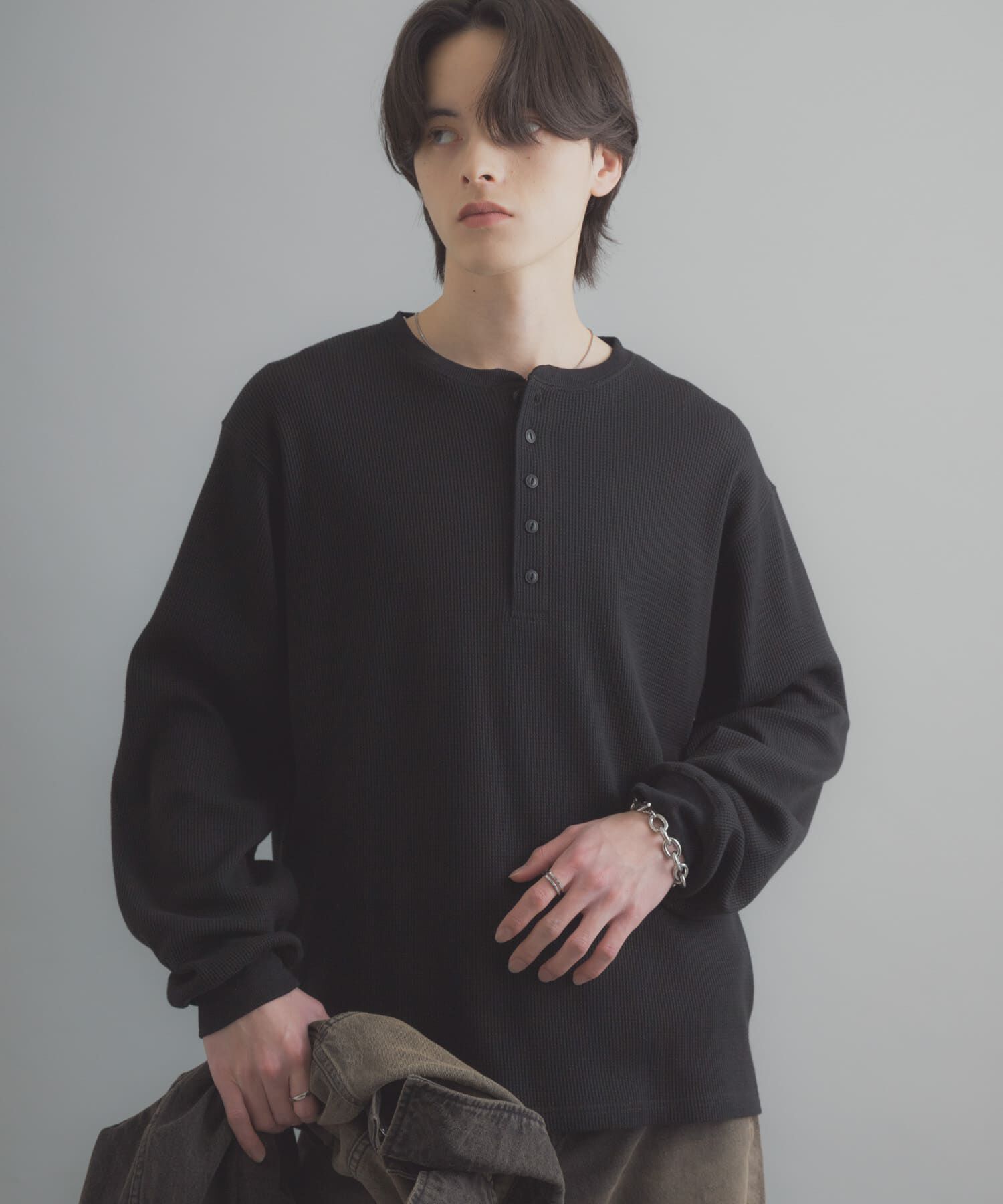 SENSE OF PLACE by URBAN RESEARCH「ワッフルヘンリーネックロングTシャツ」|Tシャツ・カットソー|ブラック
