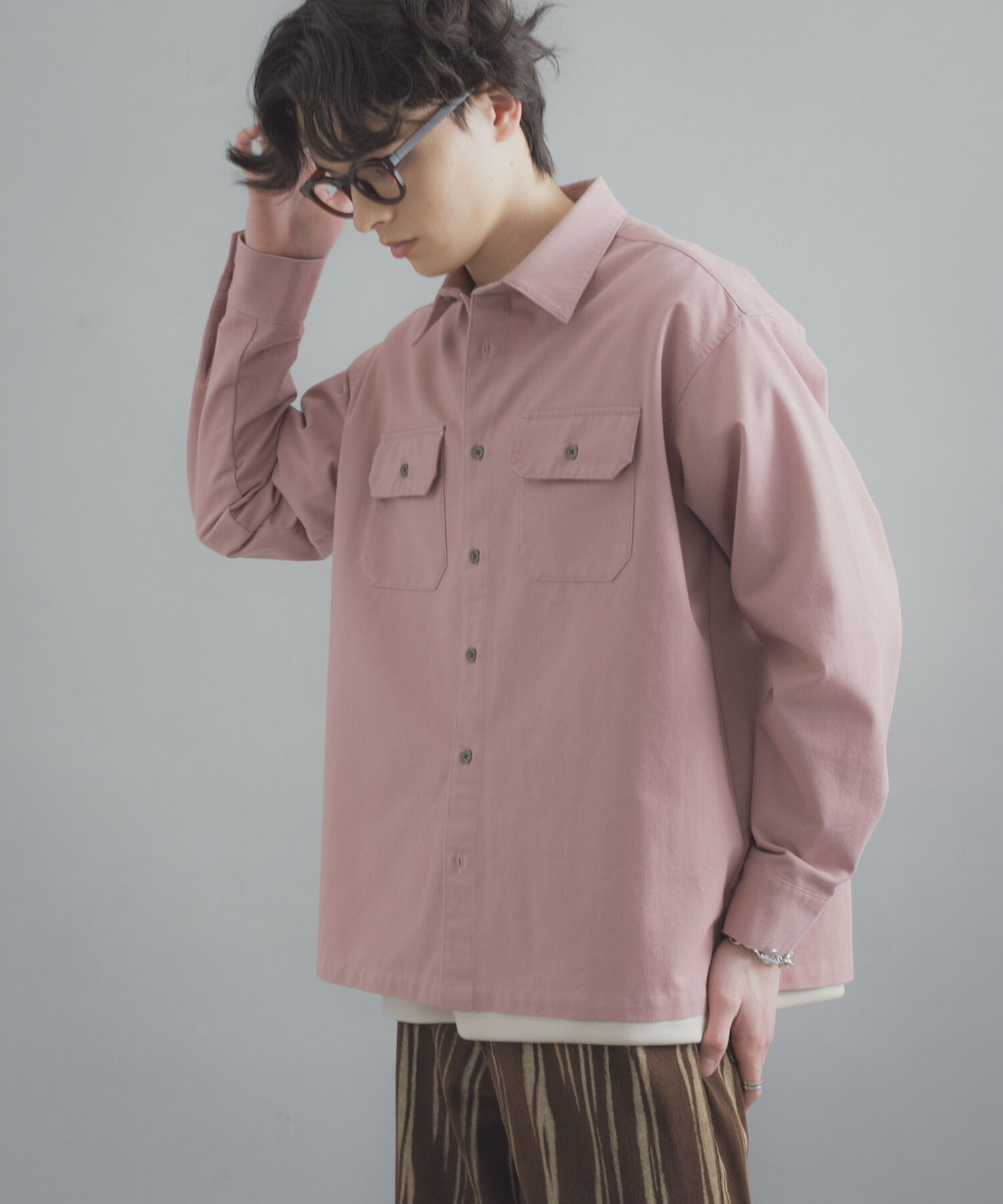 SENSE OF PLACE by URBAN RESEARCH「ダブルポケットカラーデニムシャツ」|シャツ・ブラウス|