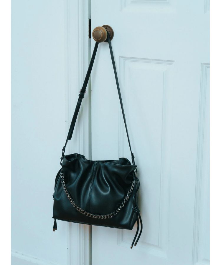 YECCA VECCA「【CLASSY.掲載】2wayチェーンギャザーバッグ」|ハンドバッグ|Black