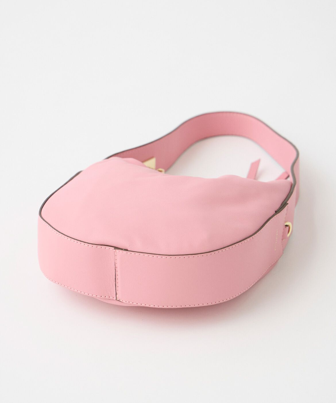 INED「《SUPERIOR CLOSET》ソフトレザーラウンドバッグ small《LORISTELLA》」|ショルダー・メッセンジャー|