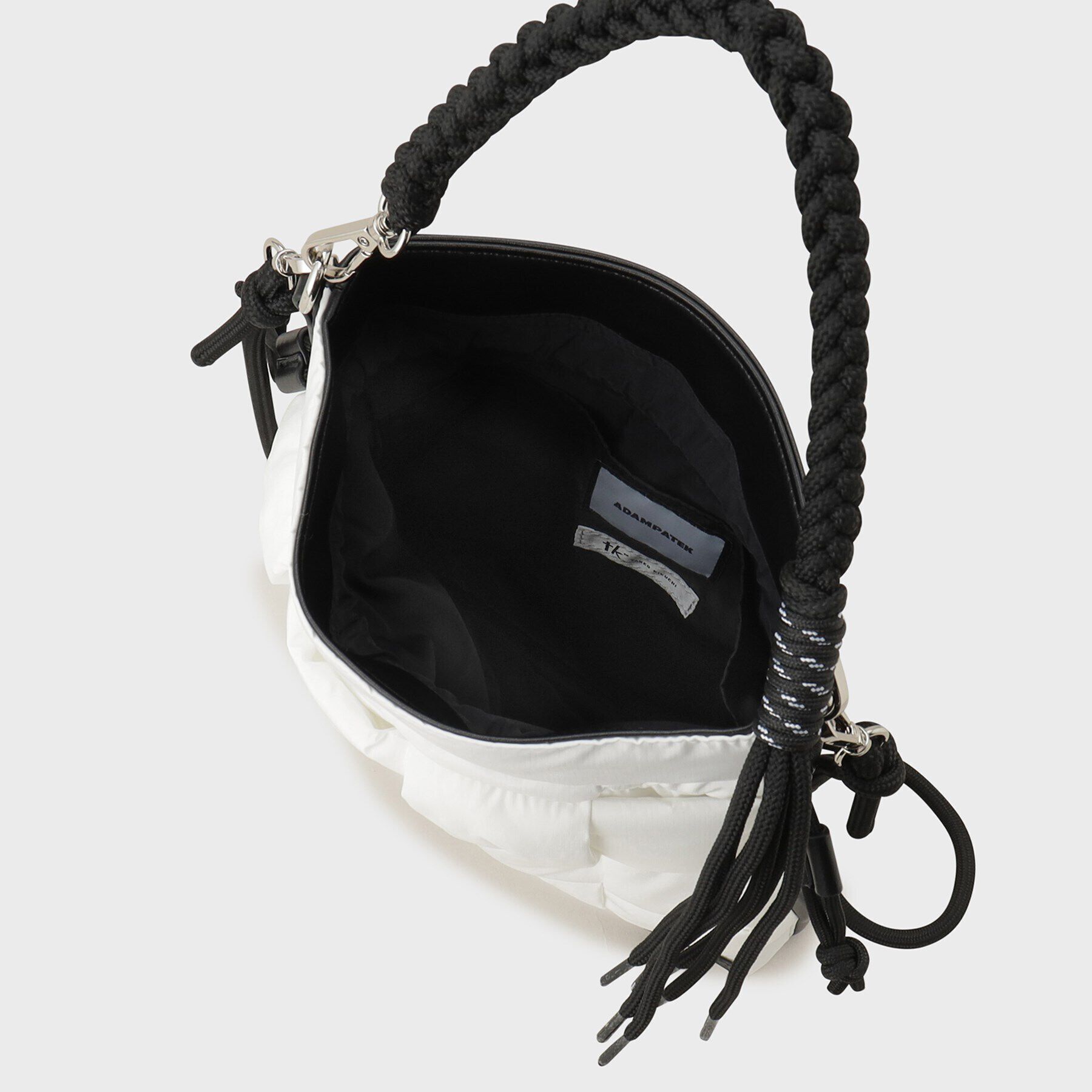 tk.TAKEO KIKUCHI「ADAMPATEK 別注 パテッドイントレ巾着ショルダーバッグ」|ショルダー・メッセンジャー|