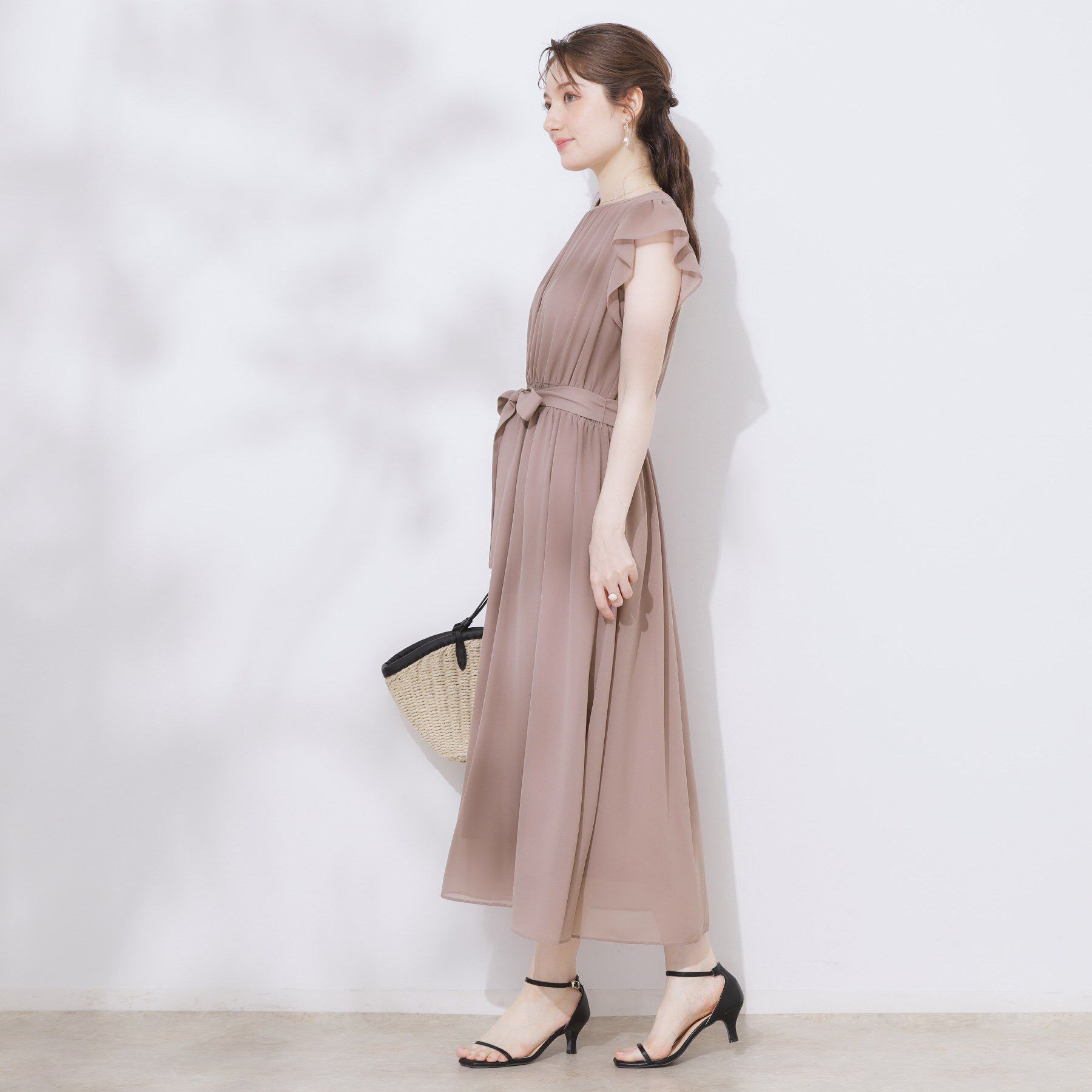 Couture broach「【一枚で着映える・楽ちん・ドライタッチ】フリルスリーブワンピース」|ワンピース|