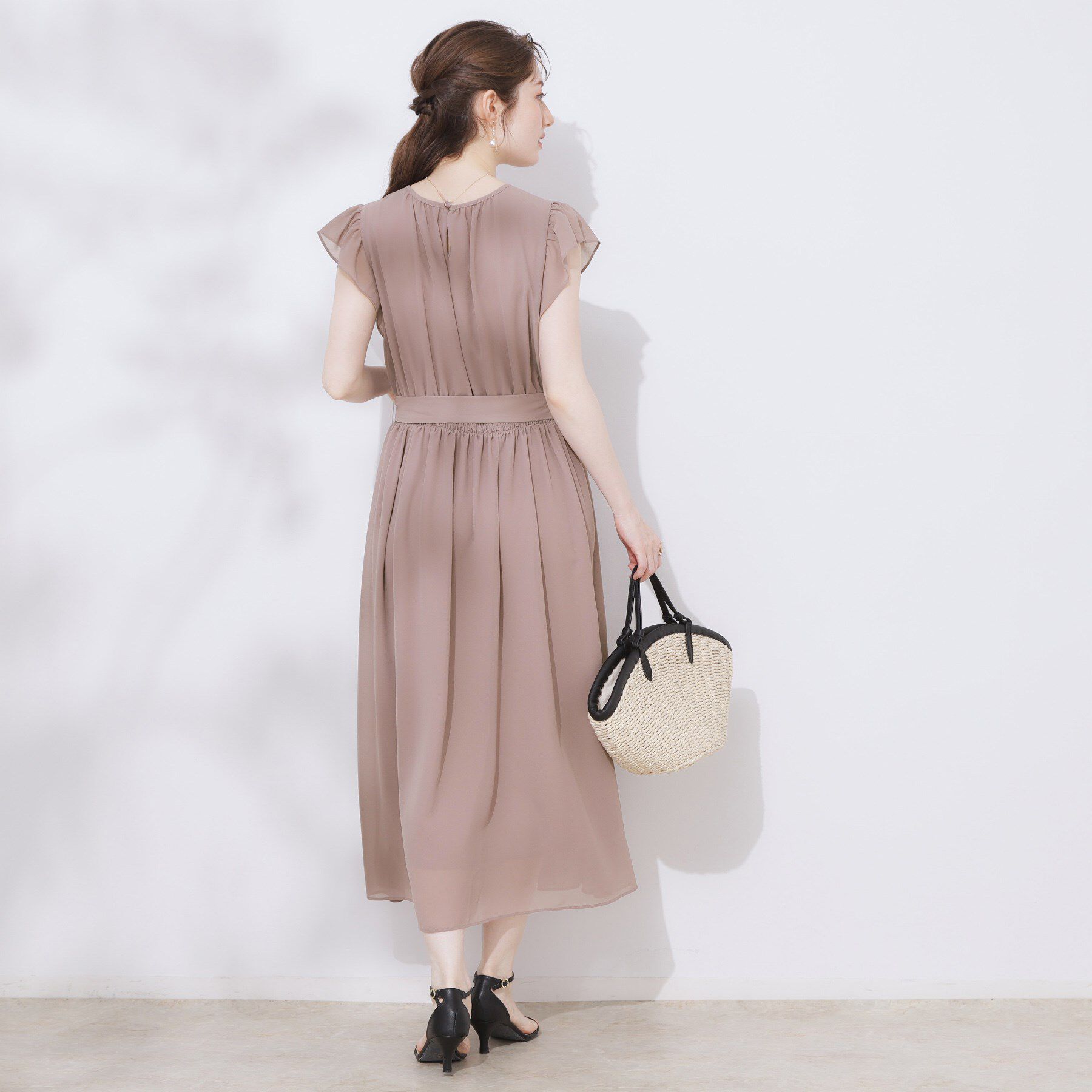 Couture broach「【一枚で着映える・楽ちん・ドライタッチ】フリルスリーブワンピース」|ワンピース|