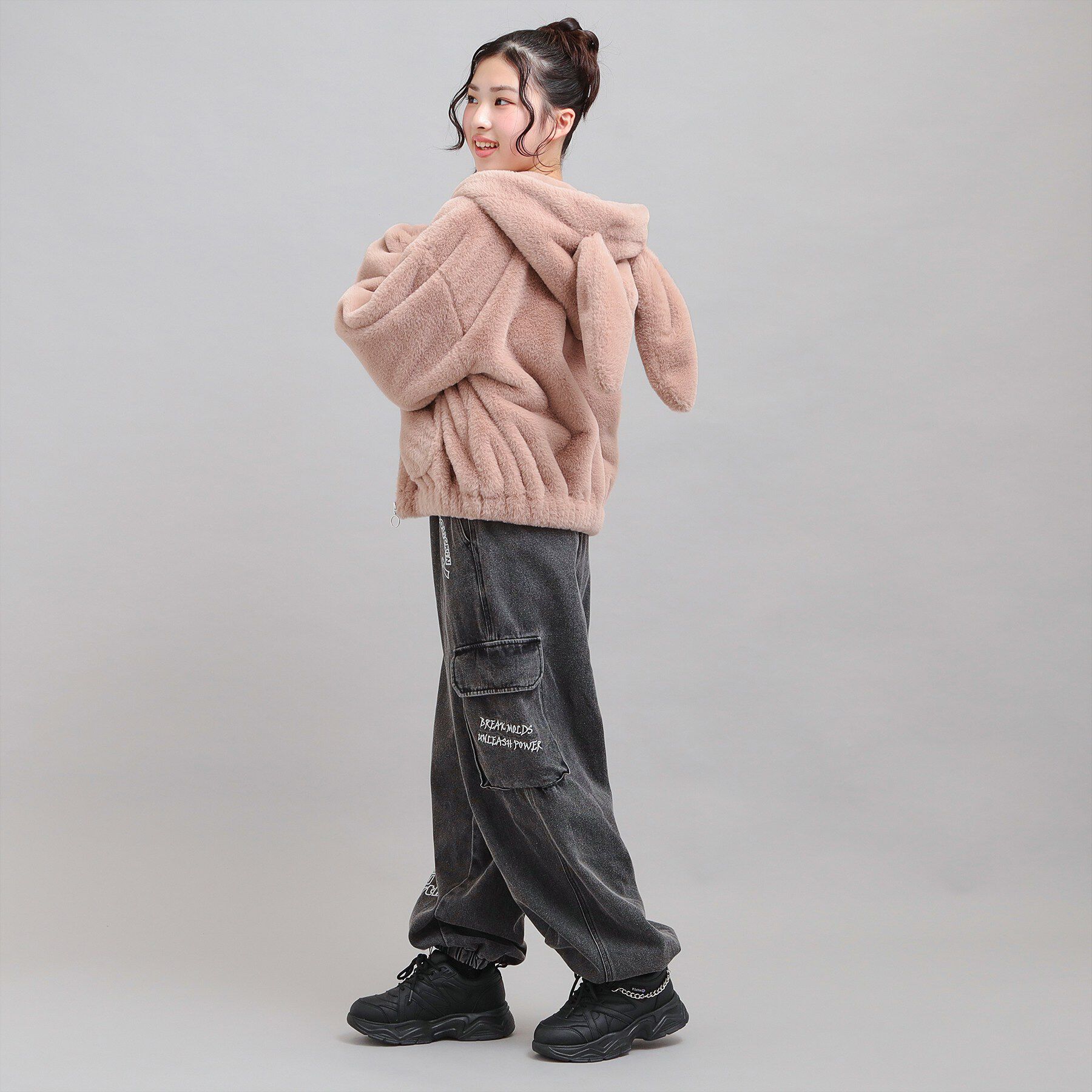 PINK-latte「耳付きフェイクファーブルゾン」|ブルゾン・スタジャン|