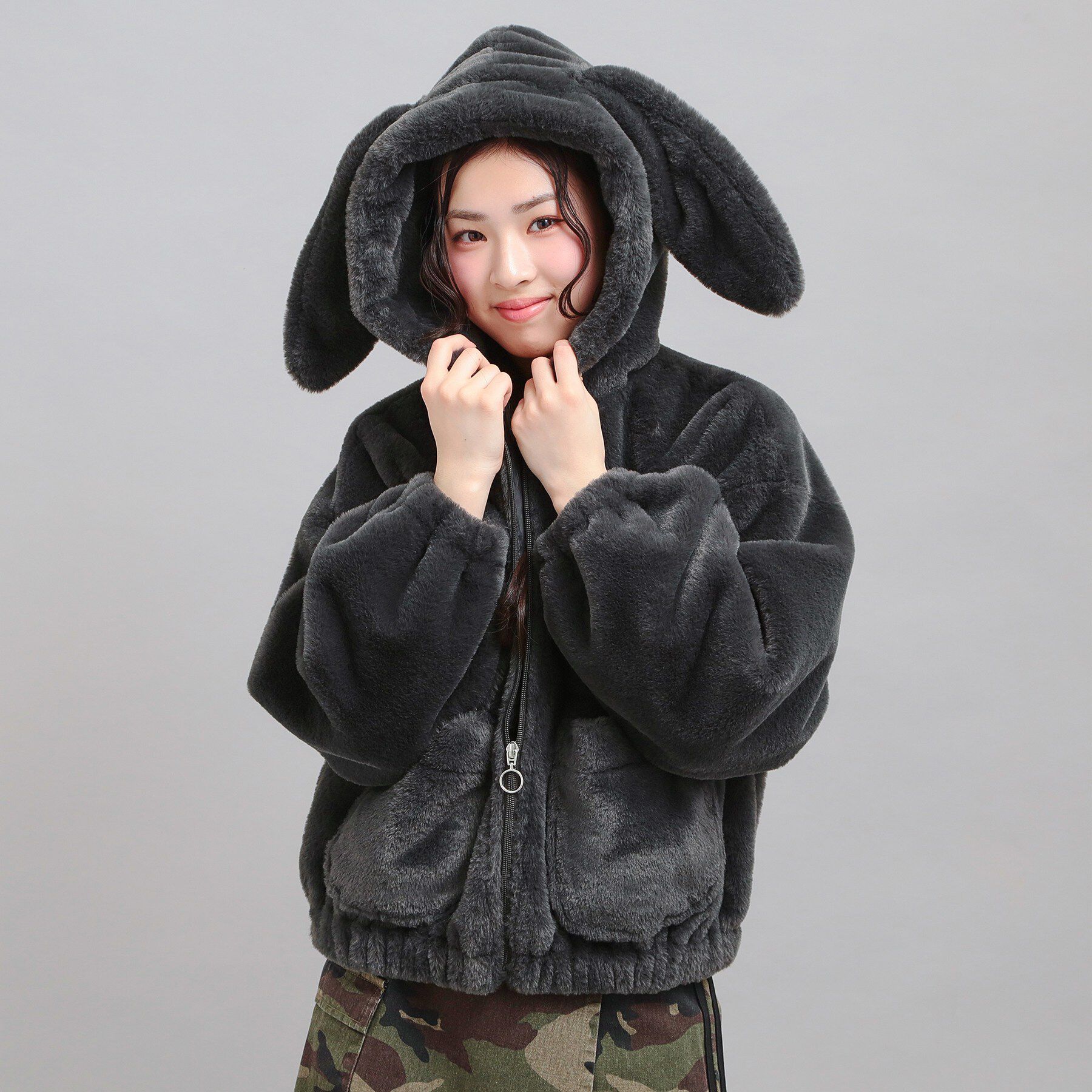 PINK-latte「耳付きフェイクファーブルゾン」|ブルゾン・スタジャン|チャコールグレー(0