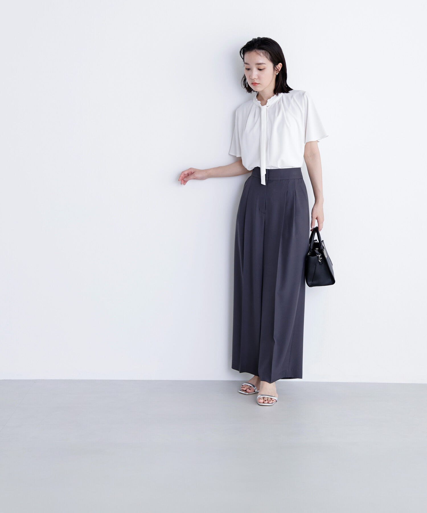  「フリルネックナローボウタイブラウス」|シャツ・ブラウス|