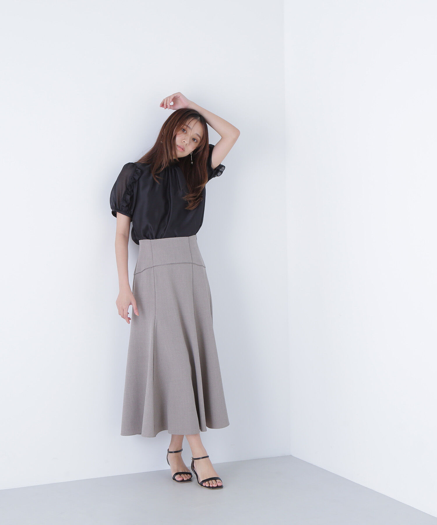  「シャーリングネックフリルブラウス」|シャツ・ブラウス|