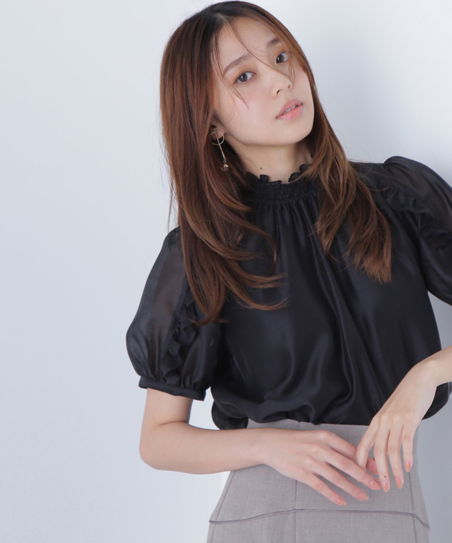  「シャーリングネックフリルブラウス」|シャツ・ブラウス|