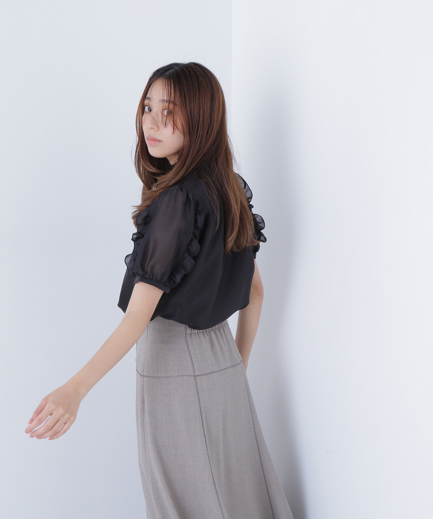  「シャーリングネックフリルブラウス」|シャツ・ブラウス|