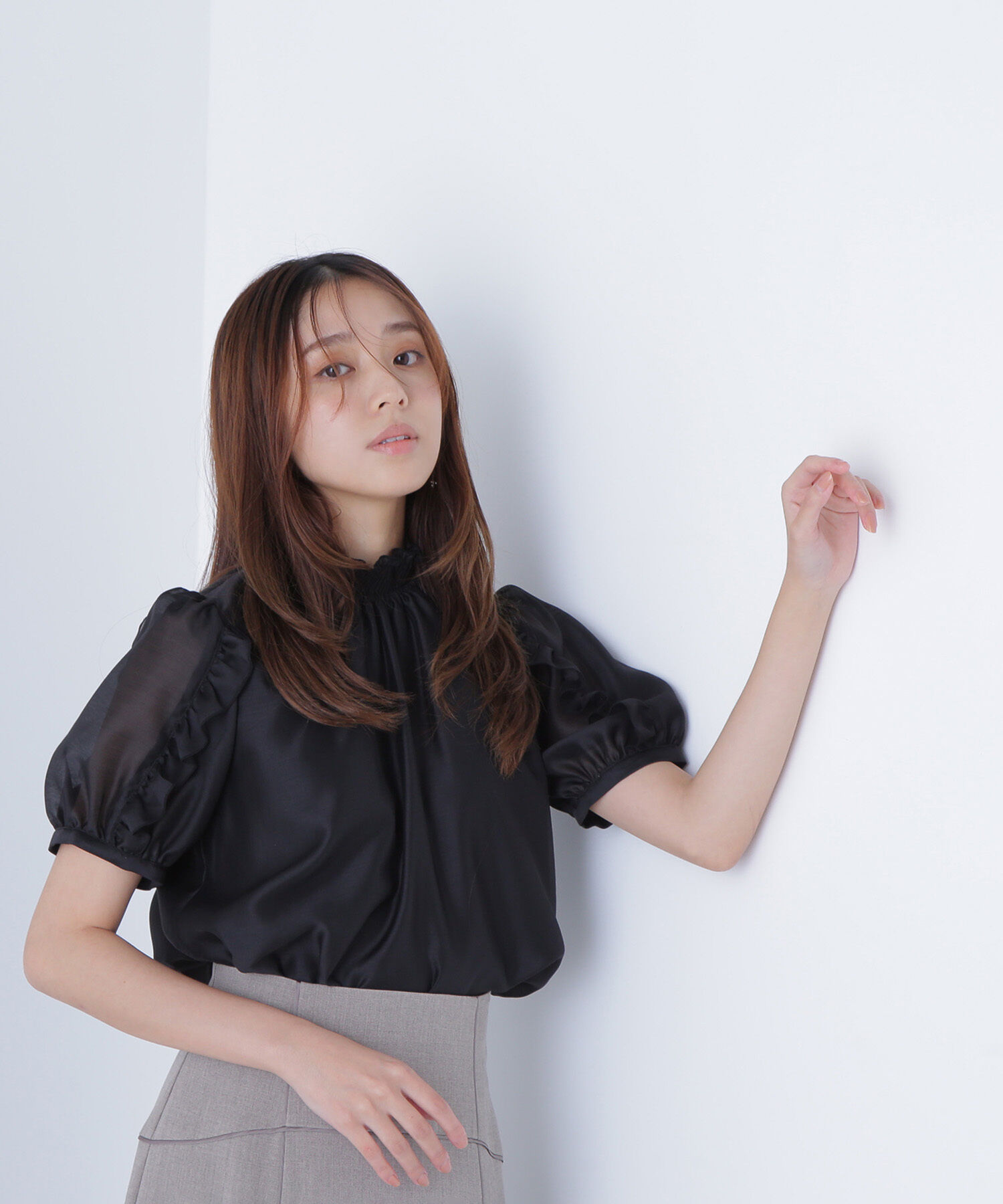  「シャーリングネックフリルブラウス」|シャツ・ブラウス|