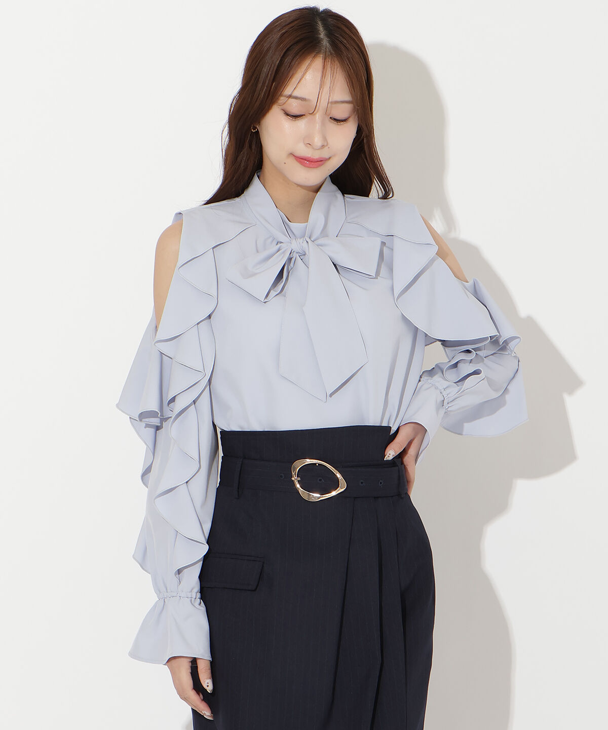 アンドクチュール「フリルボウタイブラウス」|シャツ・ブラウス|サックス