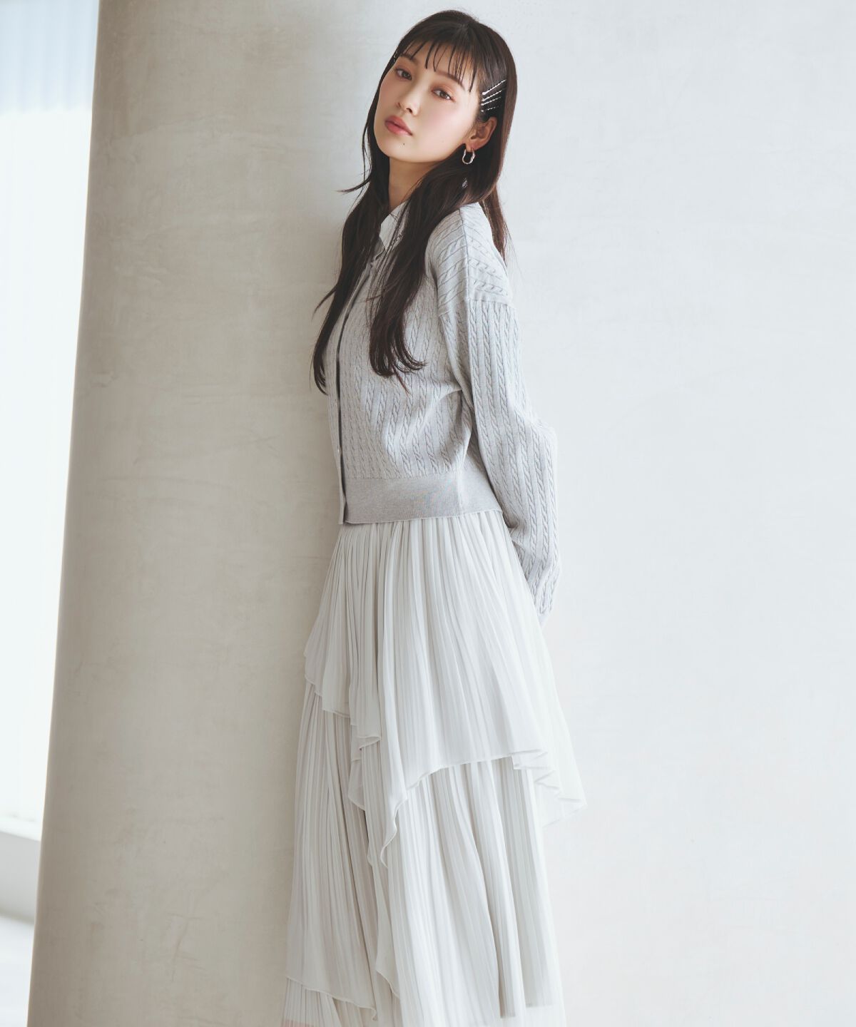 アンドクチュール「シャツレイヤード風ケーブルカーディガン」|カーディガン|