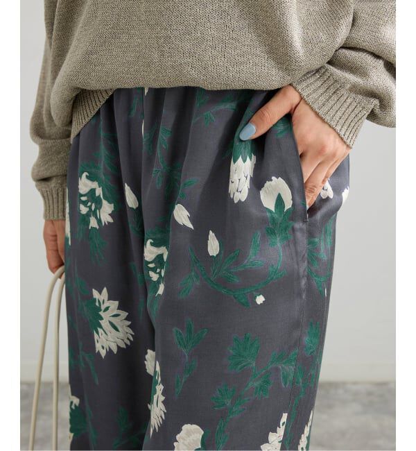IENA「Deveauxボタニカルフラワープリントパンツ」|その他|