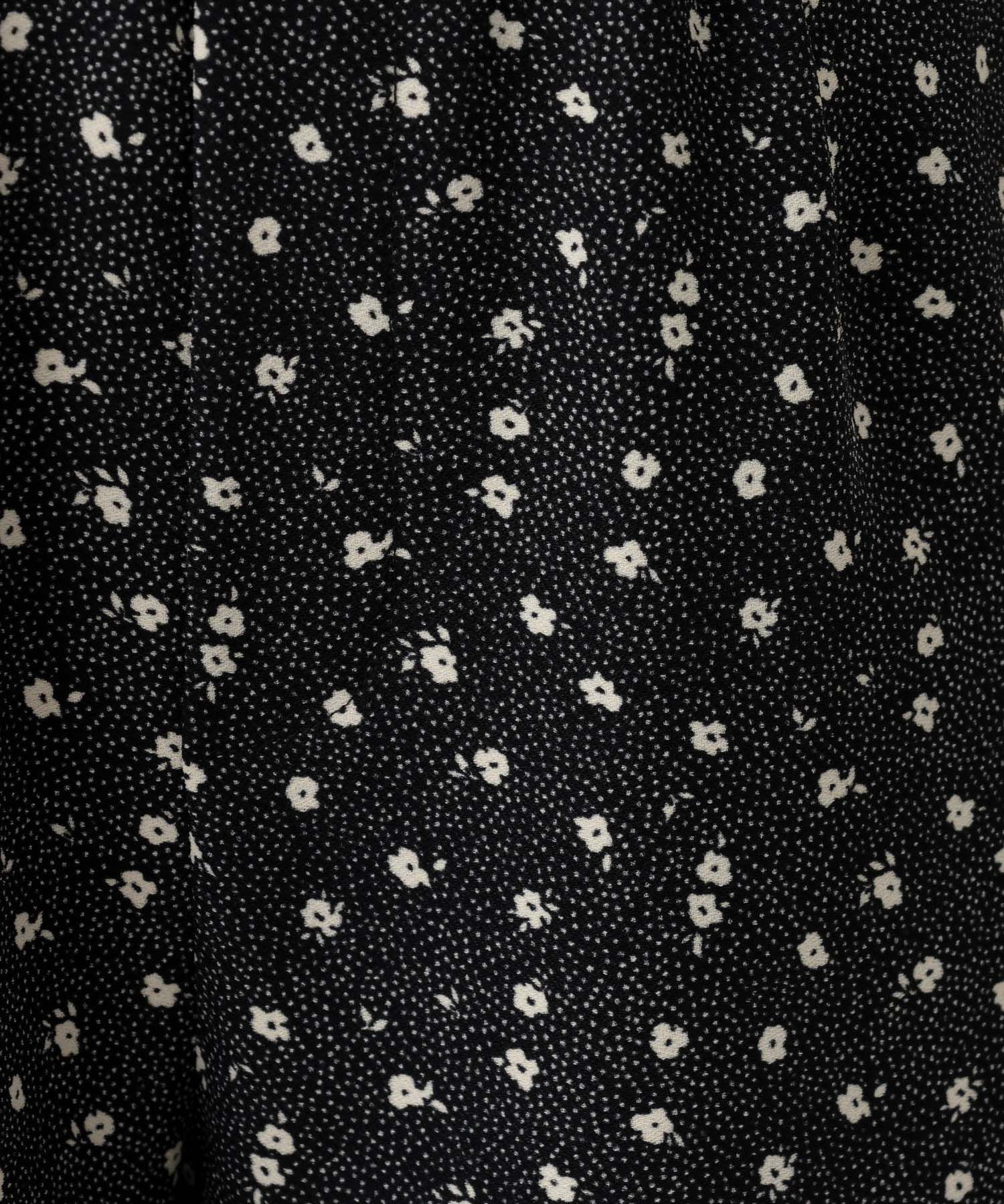 A part by 「コバナガラセミフレアパンツ」|スラックス|