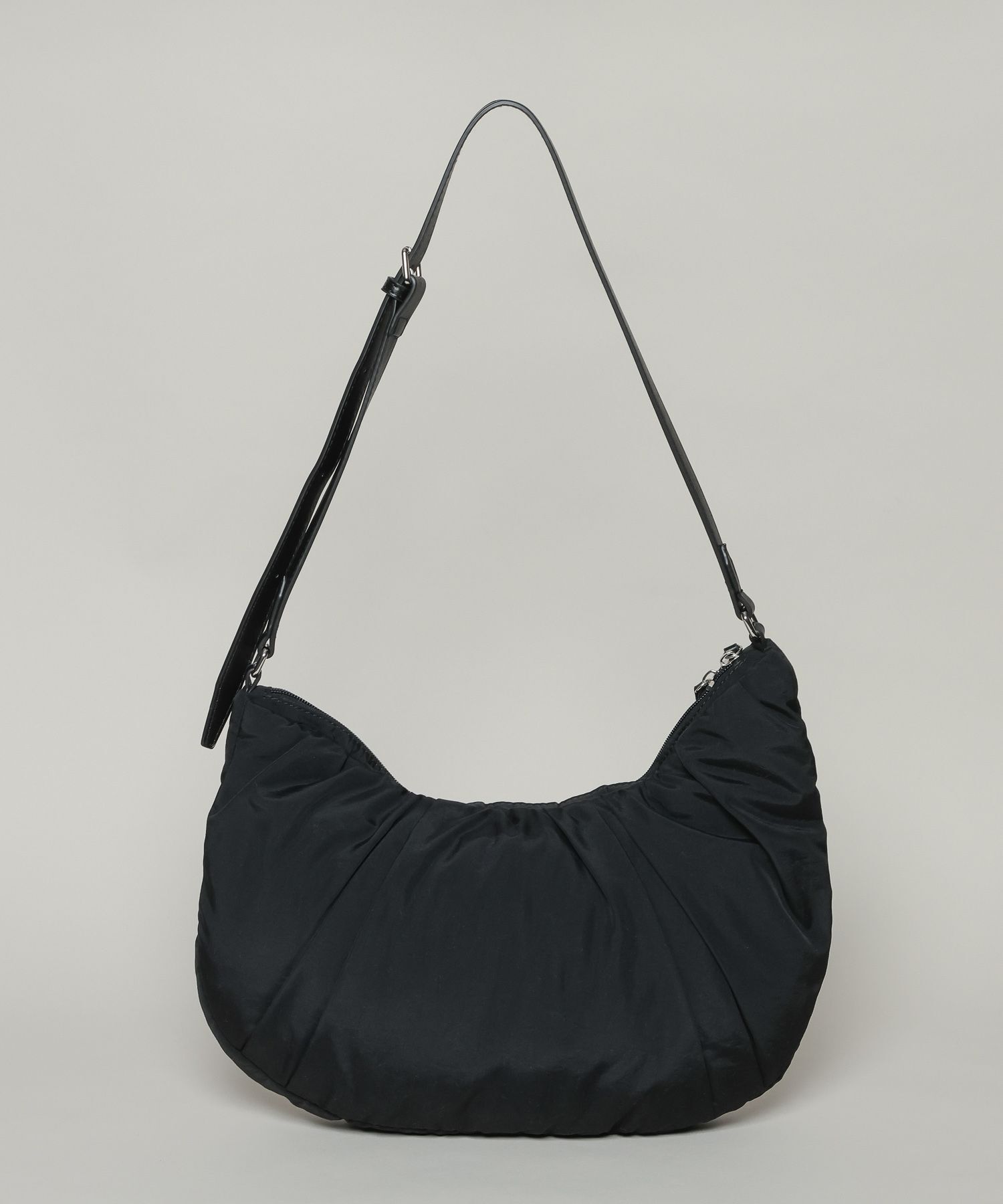 A part by 「 アシメナイロンショルダー」|トートバッグ|