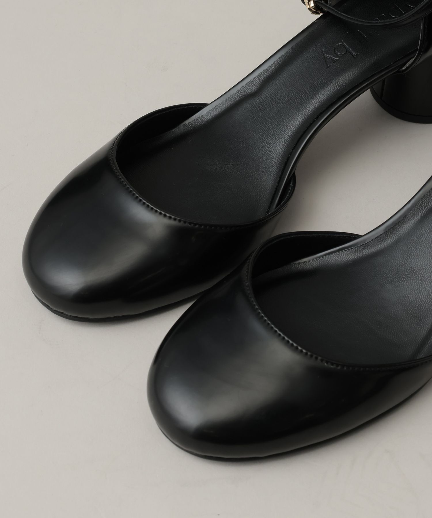 A part by 「オブリークトゥパンプス」|パンプス|