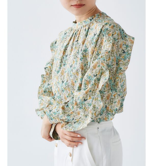 le.coeur blanc「《手洗い可能》Perle Peche フラワー柄スリーブフリルブラウス」|シャツ・ブラウス|