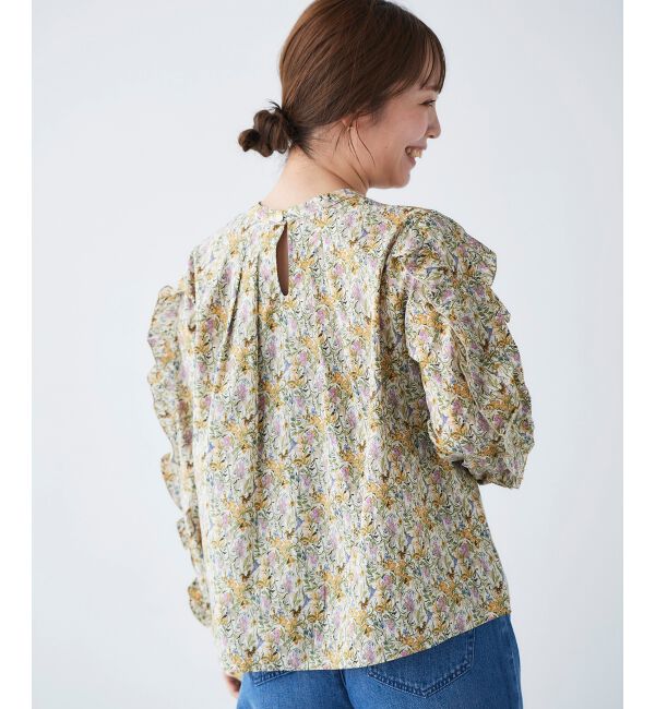 le.coeur blanc「《手洗い可能》Perle Peche フラワー柄スリーブフリルブラウス」|シャツ・ブラウス|