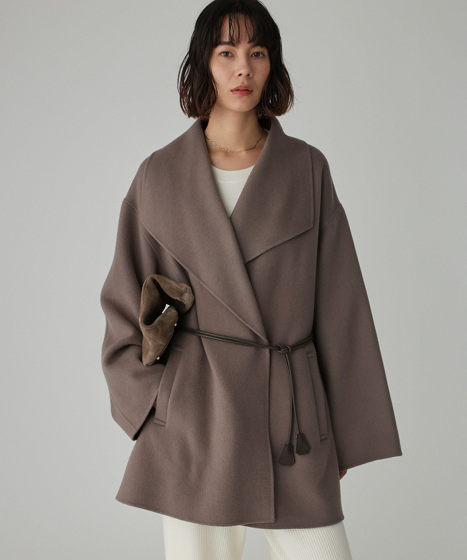 BABYLONE「ベルト付きリバーショートコート」|ポンチョ・ケープ|