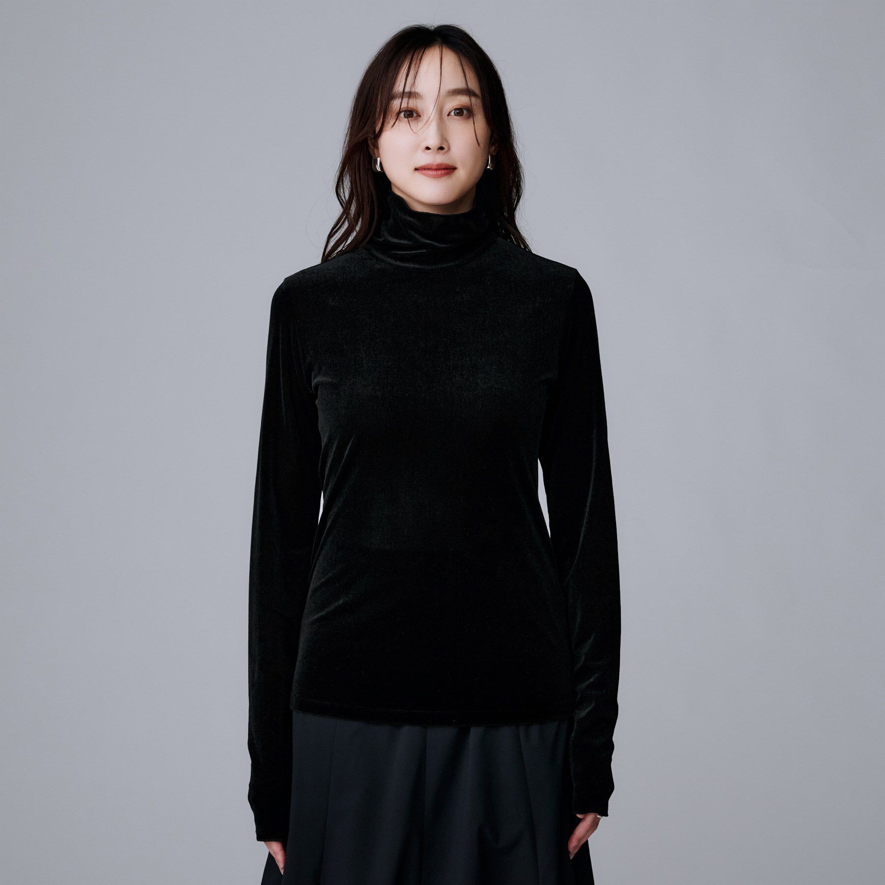 UNTITLED「【ハイネック/レイヤード/重ね着におすすめ】トリコットベロア シアーインナー」|Tシャツ・カットソー|