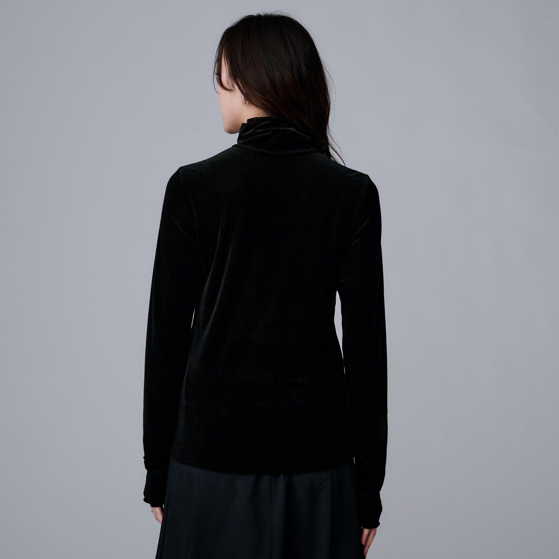 UNTITLED「【ハイネック/レイヤード/重ね着におすすめ】トリコットベロア シアーインナー」|Tシャツ・カットソー|