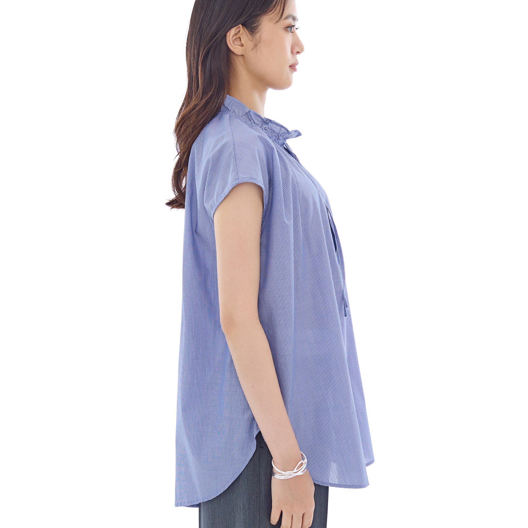 INDIVI「フリル衿ギャザーブラウス」|シャツ・ブラウス|