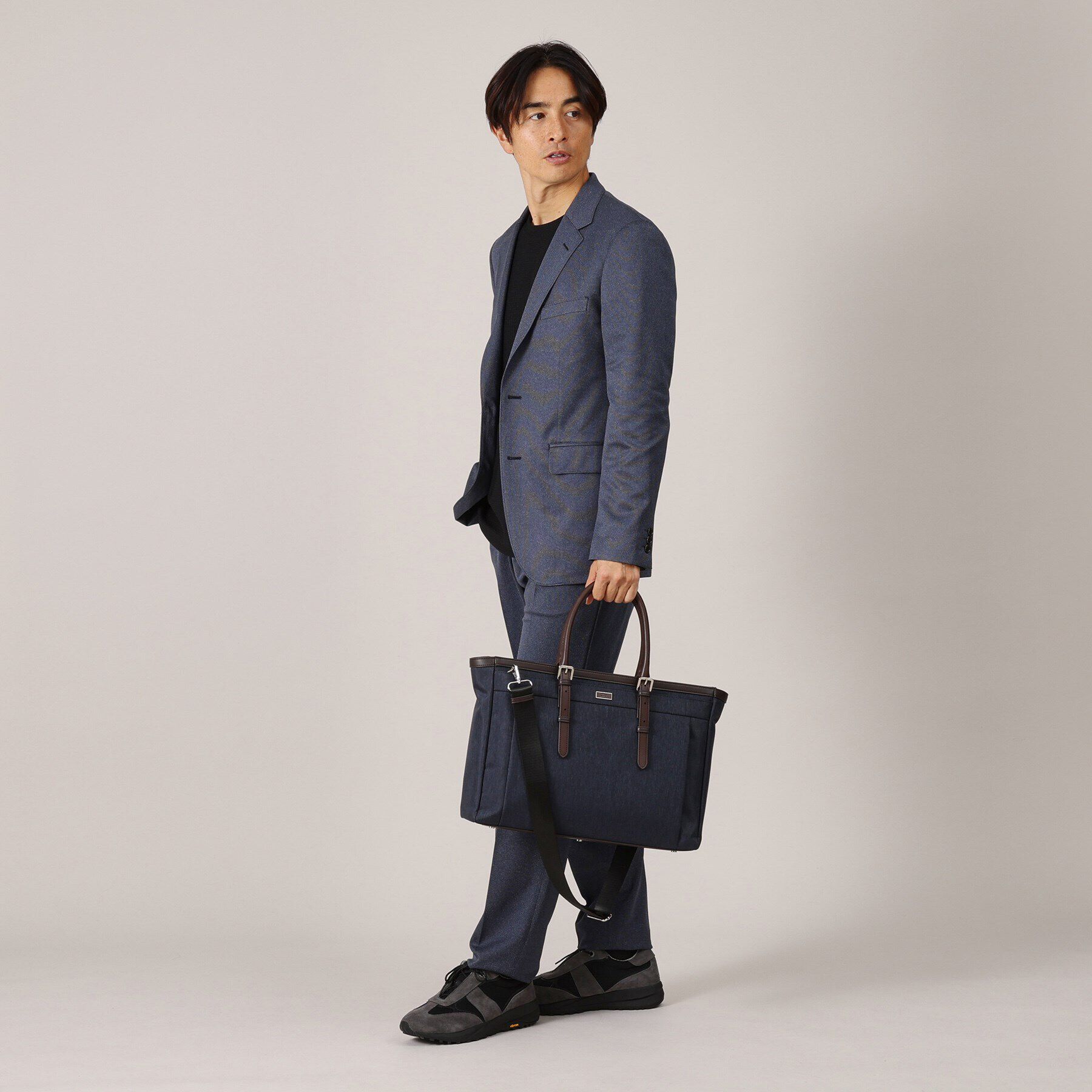 TAKEO KIKUCHI「ヘアラインスリム 横型トートバッグ」|トートバッグ|