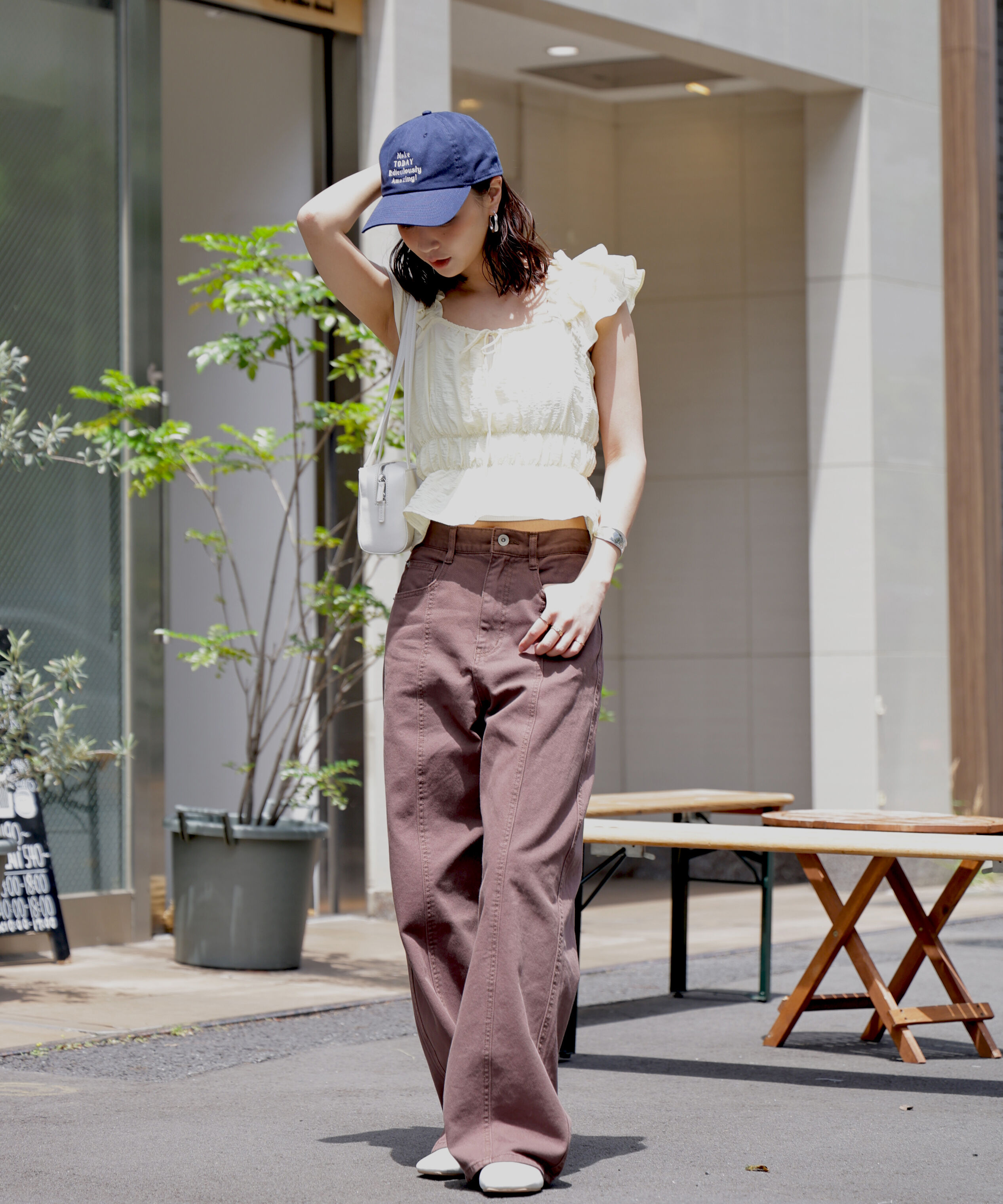  「前後2way肩フリルシャーリングペプラムブラウス」|シャツ・ブラウス|