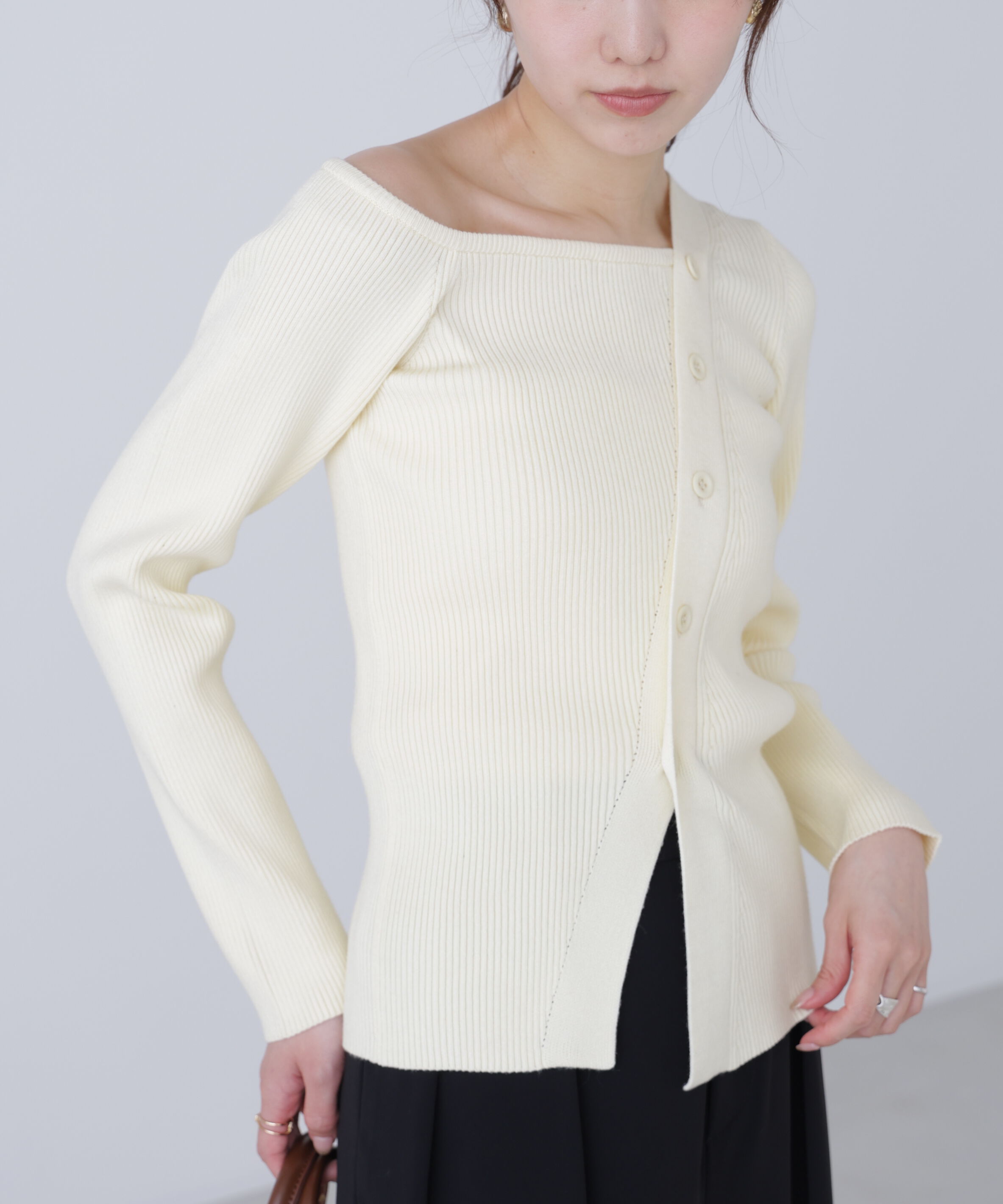  「アシメボタンリブニット」|ニット・セーター|