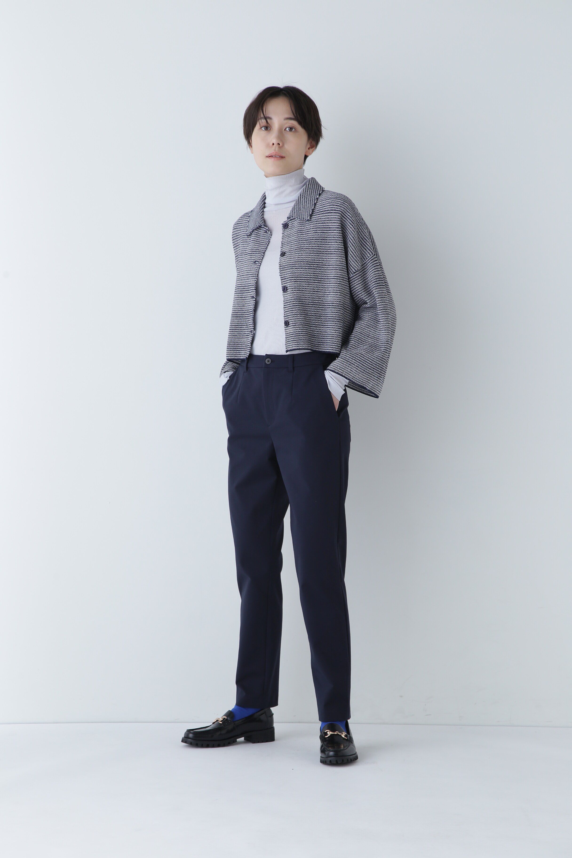  「ストレッチポンチテーパードパンツ」|その他|