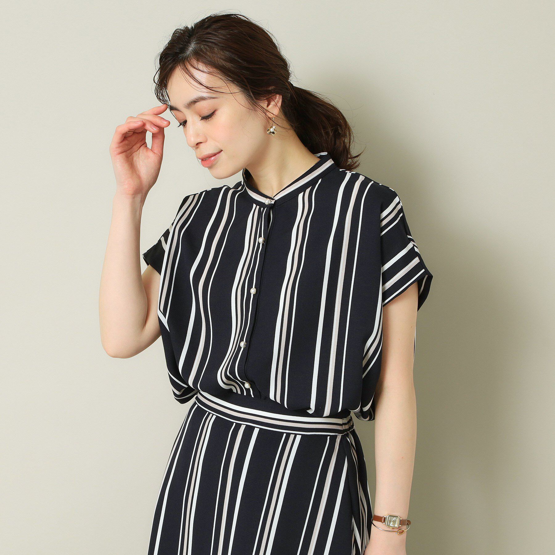 ITS&rsquo;DEMO「【UVケア／吸水速乾／洗濯機OK／冷感】麻調合繊タックブラウス＜ラク服シリーズ＞」|シャツ・ブラウス|