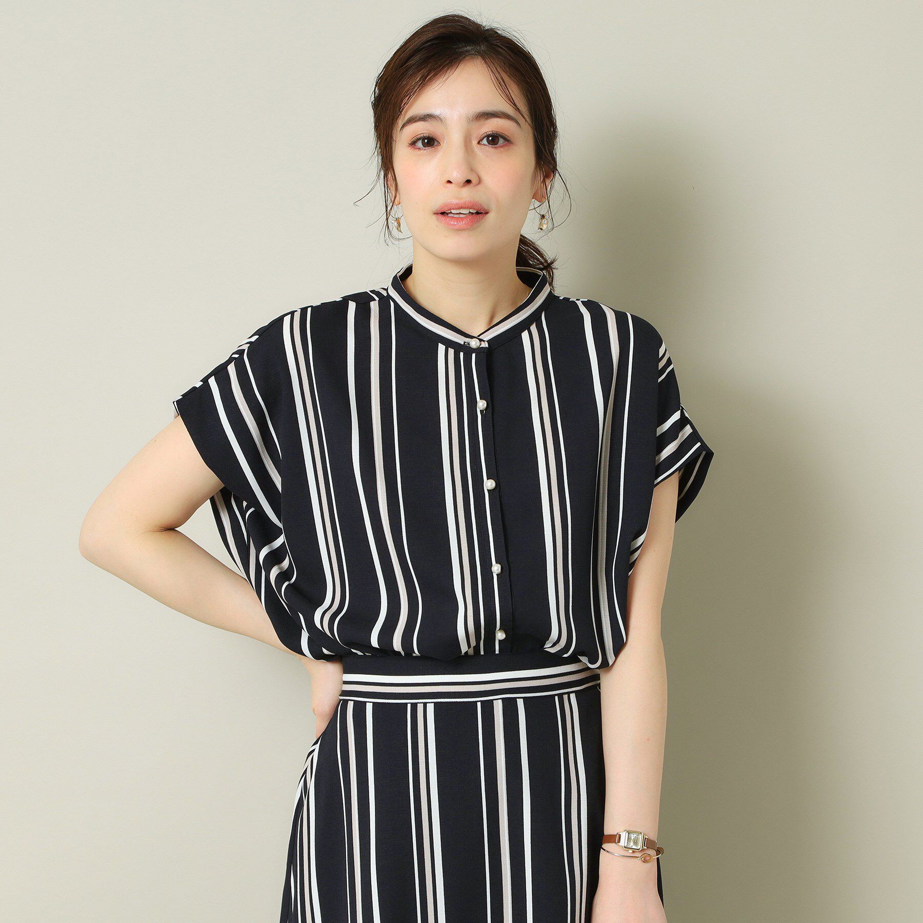 ITS&rsquo;DEMO「【UVケア／吸水速乾／洗濯機OK／冷感】麻調合繊タックブラウス＜ラク服シリーズ＞」|シャツ・ブラウス|