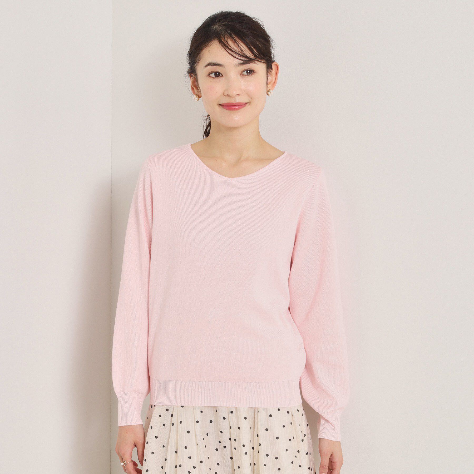 ITS&rsquo;DEMO「【洗濯機OK】花粉防止Vネックニット」|ニット・セーター|