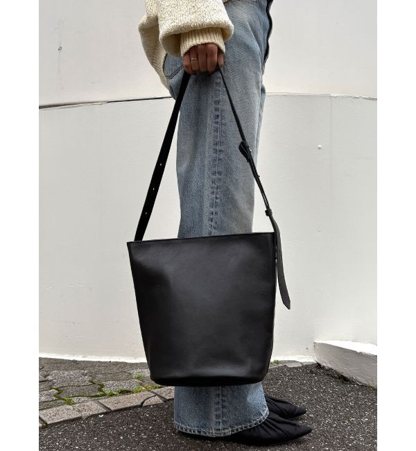Ungrid「レザーショルダーバッグ」|ショルダー・メッセンジャー|