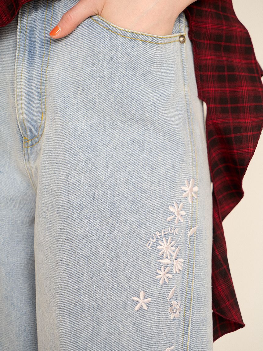 FURFUR「フラワー刺繍デニムパンツ」|デニム|