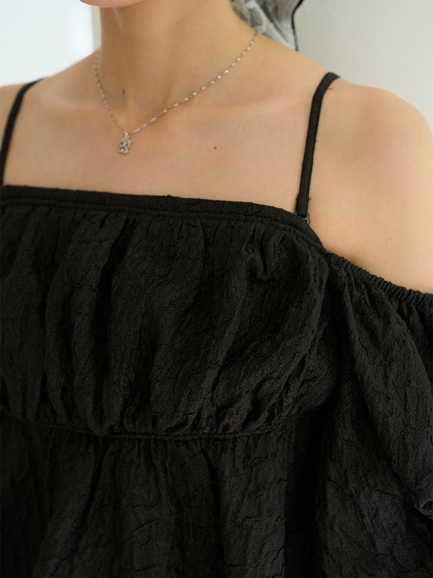 SNIDEL「オフショルフリルブラウス」|シャツ・ブラウス|