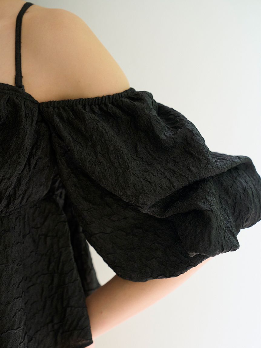 SNIDEL「オフショルフリルブラウス」|シャツ・ブラウス|