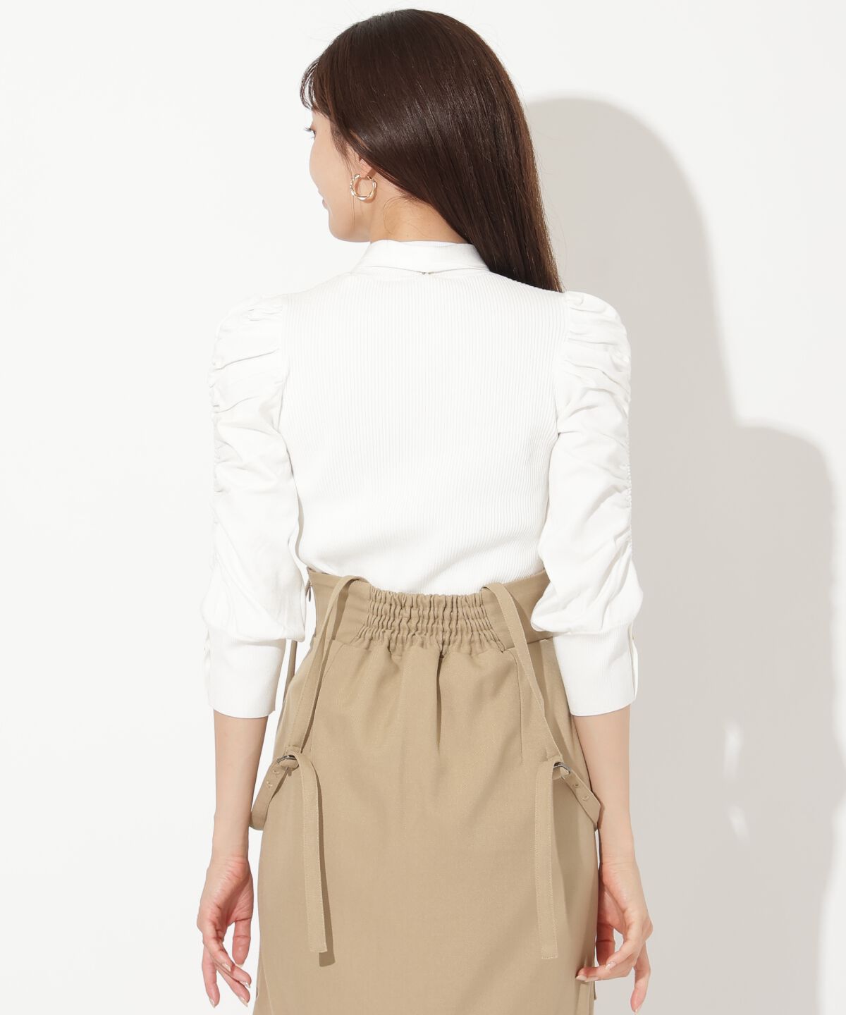 アンドクチュール「袖ギャザーボウタイ付きニットプルオーバー」|ニット・セーター|