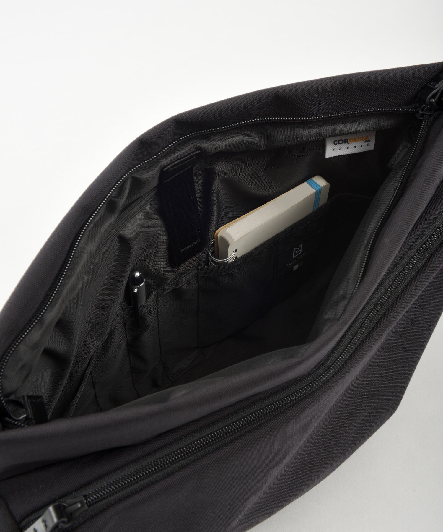 MILESTO「STLAKT ショルダーバッグL」|ショルダー・メッセンジャー|