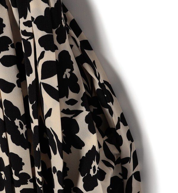 SHIPS for women「【WEB限定】〈洗濯機可能〉ドット 花柄 サイド プリーツ フレンチスリーブ ワンピース」|ワンピース|