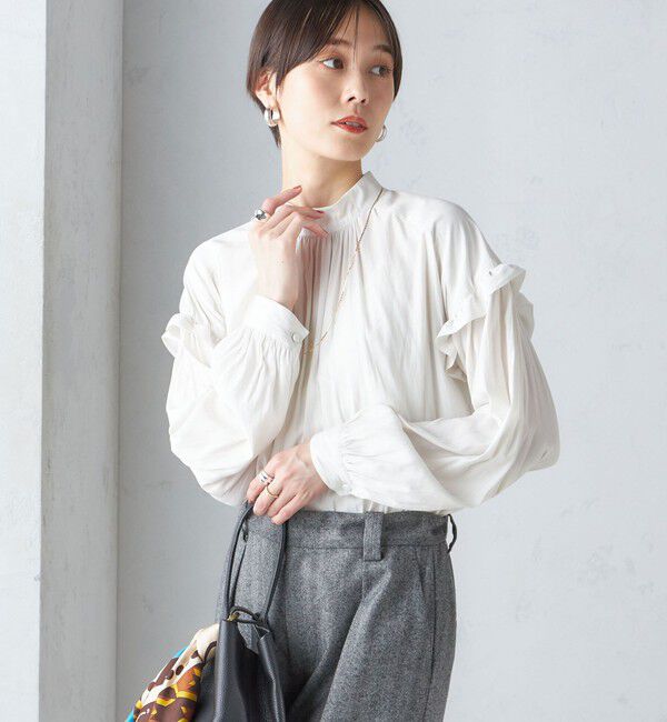 SHIPS for women「〈手洗い可能〉パウダリー 割繊 スタンドカラー ブラウス」|シャツ・ブラウス|オフホワイト