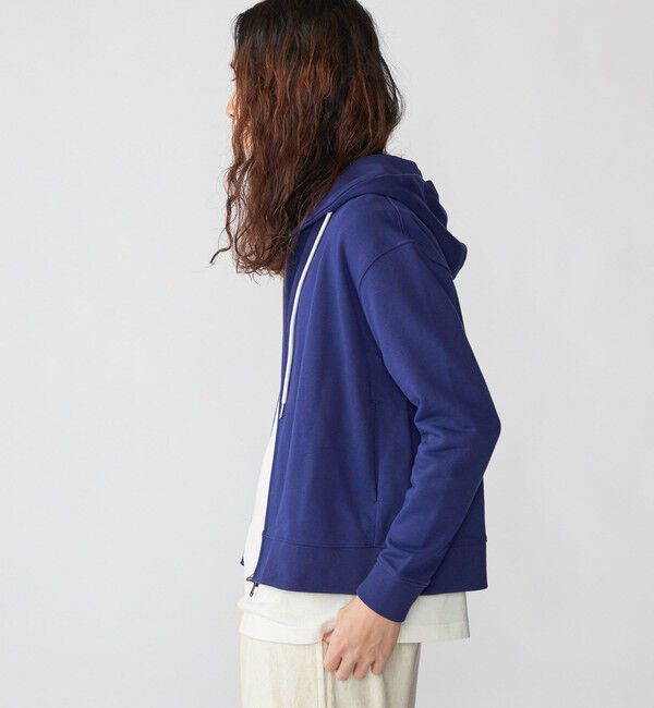 SHIPS「【WEB限定】SHIPS: クロップド ワイド ワンポイント ロゴ ジップアップ フーディー」|パーカー|