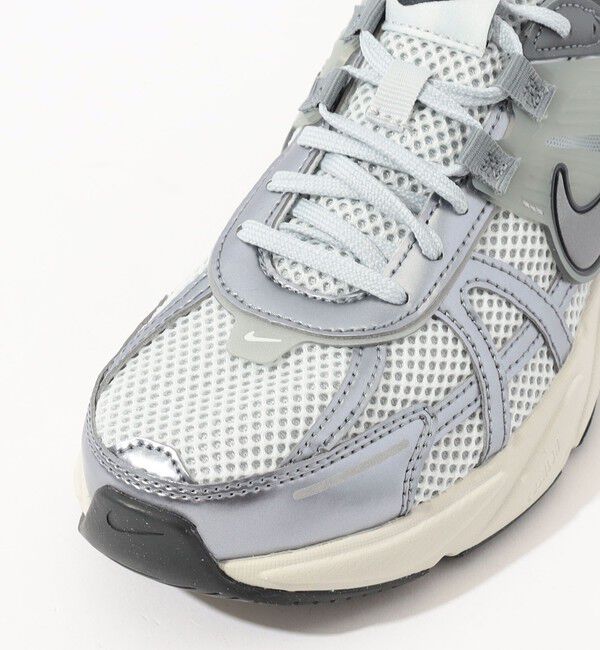 TOMORROWLAND GOODS「Nike V2K RUN スニーカー」|スニーカー|